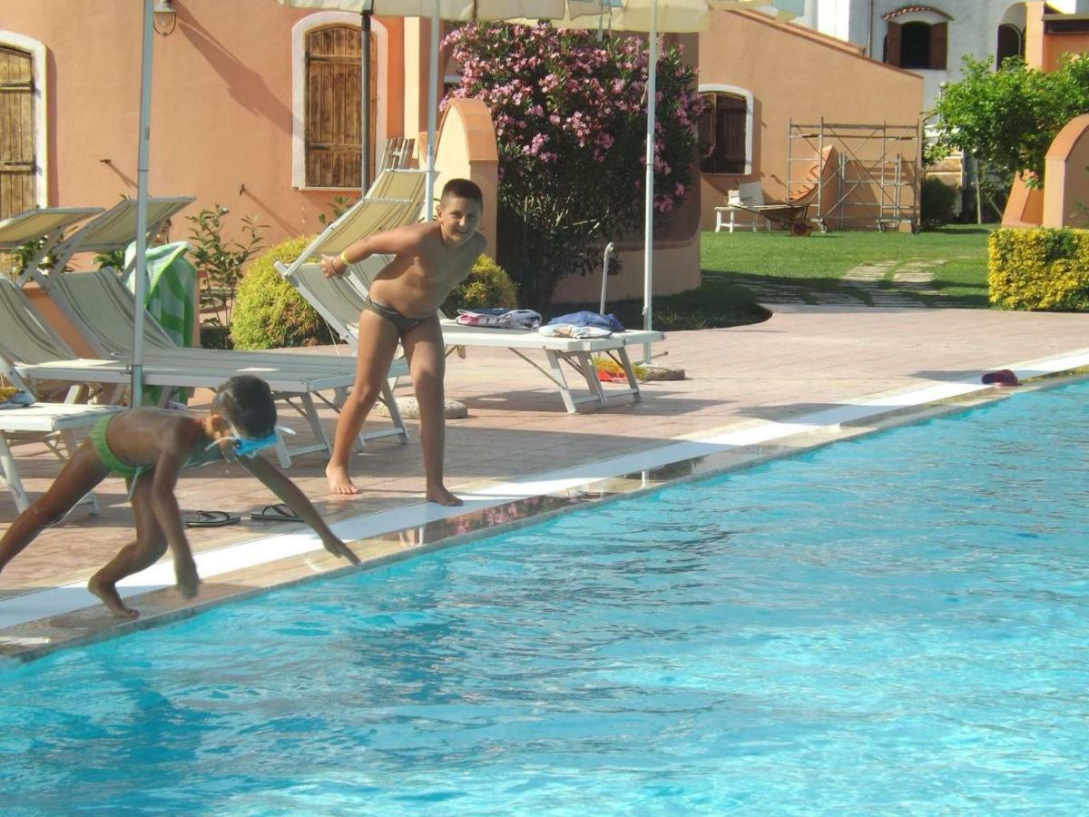 Hotel Ristorante Al Canto Delle Sirene Terracina Exterior foto